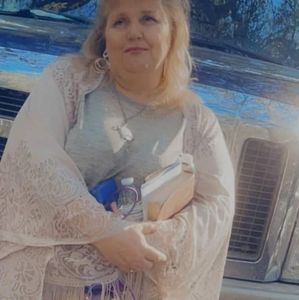 Meet your Posher, Kaye